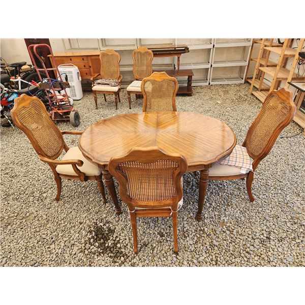 650 - Hardwood Table and Chair set, with Lief inserts and 6 chairs.