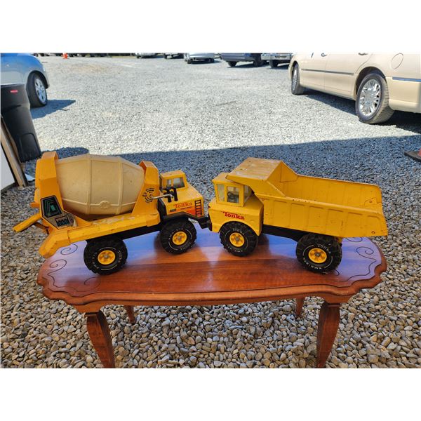 674 - Tonka Trucks, Dump and Cement