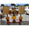 Image 2 : 688 - Mid Century Modern Amber Glass Lamps
