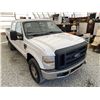 Image 9 : F6B -- 2010 FORD F350 WHITE 236210 KMS