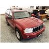 Image 10 : A12B -- 2005 JEEP GRAND CHEROKEE RED 324307 KMS