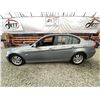 Image 42 : A12X -- 2006 BMW 323 I Grey 160960 KMS