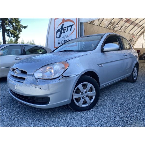 A12 T -- 2008 HYUNDAI ACCENT SILVER 243771 KMS