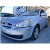 Image 2 : A12 T -- 2008 HYUNDAI ACCENT SILVER 243771 KMS