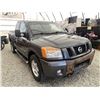 Image 9 : C6N -- 2010 NISSAN TITAN PRO 4X OFF ROAD GREY 329832 KMS