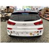 Image 18 : C6J -- 2018 HYUNDAI ELANTRA GT WHITE 191924 KMS