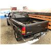 Image 22 : F1 -- 2004 GMC SIERRA 2500 GREY 267100 KMS