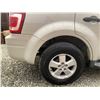Image 31 : B4 --  2008 FORD ESCAPE XLT 4WD TAN 203,879 KMS
