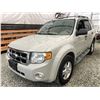 Image 3 : B4 --  2008 FORD ESCAPE XLT 4WD TAN 203,879 KMS