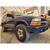 Image 8 : A2 --  2005 CHEVROLET BLAZER 4X4 DARK BLUE 255960 KMS