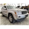Image 8 : A12Z --  2006 JEEP GRAND CHEROKEE SILVER 128329 MILES