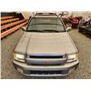 Image 7 : A10 --  2001 INFINITI QX4 GREY 316439 KMS
