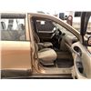 Image 36 : A12C --  2002 HYUNDAI SANTA FE GL GOLD 213088 KMS