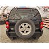 Image 18 : A12L --  2002 JEEP LIBERTY LINITED 4X4 BLACK 234613 KMS
