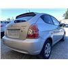Image 14 : A12 T -- 2008 HYUNDAI ACCENT SILVER 243771 KMS