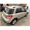 Image 16 : B4 --  2008 SUZUKI SX4 4WD SILVER 140018 KMS