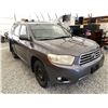 Image 9 : A12G --  2009 TOYOTA HIGHLANDER LIMITED GREY 364,400 KMS