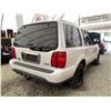 Image 15 : A2 --  1998 LINCOLN NAVIGATOR WHITE 358956 KMS