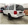Image 20 : A2 --  1998 LINCOLN NAVIGATOR WHITE 358956 KMS