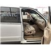 Image 35 : A2 --  1998 LINCOLN NAVIGATOR WHITE 358956 KMS