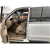 Image 45 : A2 --  1998 LINCOLN NAVIGATOR WHITE 358956 KMS