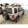 Image 16 : A8 --  2003 JEEP LIBERTY SILVER 275988 KMS