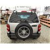 Image 18 : A8 --  2003 JEEP LIBERTY SILVER 275988 KMS
