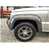 Image 27 : A8 --  2003 JEEP LIBERTY SILVER 275988 KMS