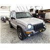 Image 9 : A8 --  2003 JEEP LIBERTY SILVER 275988 KMS