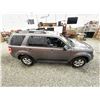 Image 12 : A6 --  2010 FORD ESCAPE XLT GREY 204863 KMS
