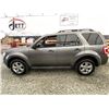 Image 23 : A6 --  2010 FORD ESCAPE XLT GREY 204863 KMS