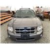 Image 6 : A6 --  2010 FORD ESCAPE XLT GREY 204863 KMS