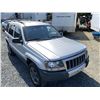 Image 10 : A12D --  2004 JEEP GRAND CHEROKEE SILVER 273925 KMS