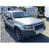 Image 9 : A12D --  2004 JEEP GRAND CHEROKEE SILVER 273925 KMS