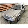 Image 4 : A12K --  2008 MERCEDES E320 BLUETEC BEIGE 229073 KMS
