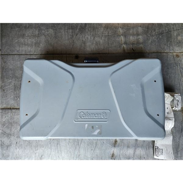 COLEMAN CAMPING STOVE