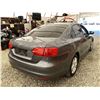 Image 15 : A12U --  2013 VOLKSWAGEN JETTA GREY 298468 KMS