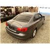 Image 16 : A12U --  2013 VOLKSWAGEN JETTA GREY 298468 KMS