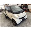 Image 9 : A12P --  2005 MERCEDES SMART CAR WHITE 155431 KMS