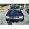 Image 7 : A12Q --  2005 CHEVROLET BLAZER ZR2 BLACK 299228 KMS