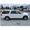 Image 13 : C6B --  2015 LINCOLN NAVIGATOR L WHITE 140275 KMS