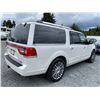 Image 15 : C6B --  2015 LINCOLN NAVIGATOR L WHITE 140275 KMS
