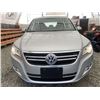 Image 6 : C6I --  2010 VOLKSWAGEN TIGUAN SILVER 141344 KMS