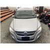 Image 7 : C6I --  2010 VOLKSWAGEN TIGUAN SILVER 141344 KMS