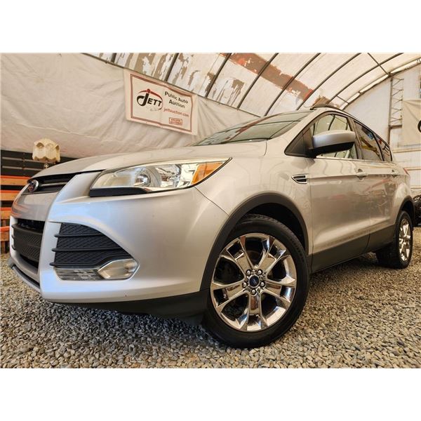C6J --  2014 FORD ESCAPE SILVER 177955 KMS
