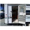 Image 18 : 0E --  2000 WILDERNESS "NO RESERVE" 5TH WHEEL WHITE