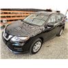Image 4 : C6A --  2017 NISSAN ROGUE SV AWD BLACK 101339 KMS