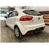 Image 20 : C4 --  2014 KIA RIO GDI WHITE 97911 KMS
