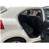 Image 39 : C4 --  2014 KIA RIO GDI WHITE 97911 KMS