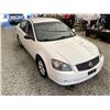 Image 10 : A12ZA --  2005 NISSAN ALTIMA WHITE 265469 KMS